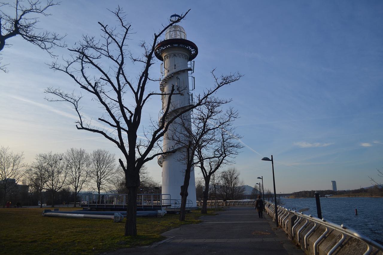 Donauinsel wieżyczka